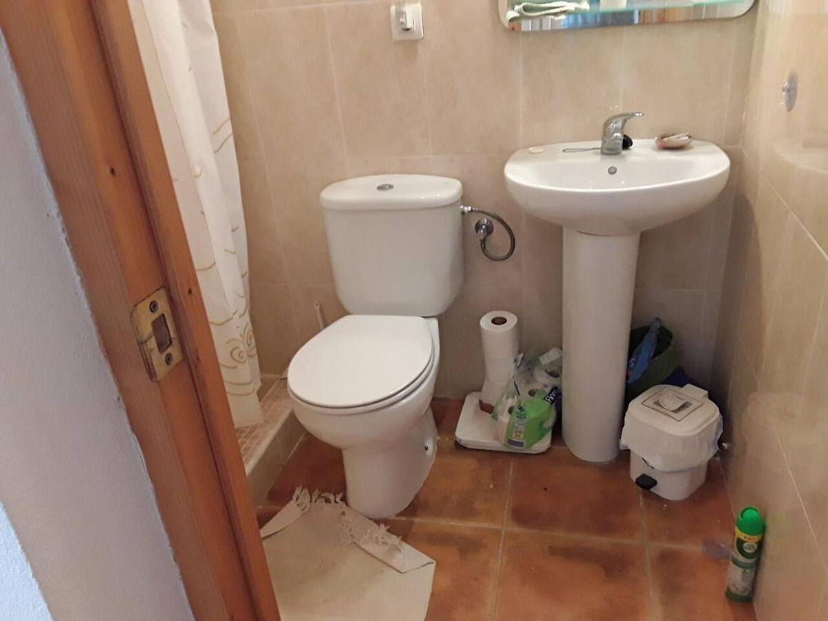 2-Bed Apartment - Sleeps 3 - Parking - Near Albox Eksteriør bilde